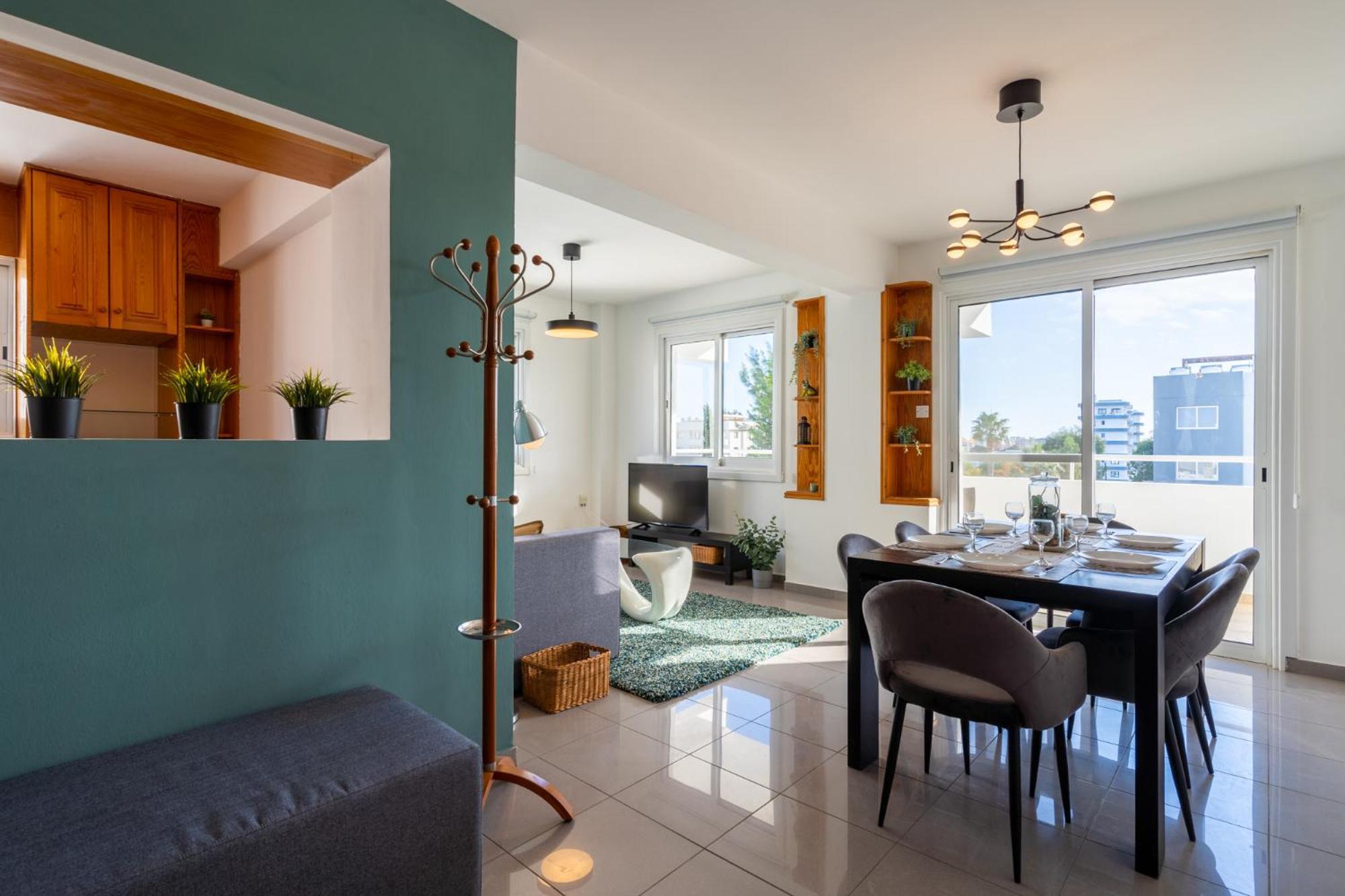 Jayde 2-Bedroom Apartment In ラルナカ エクステリア 写真