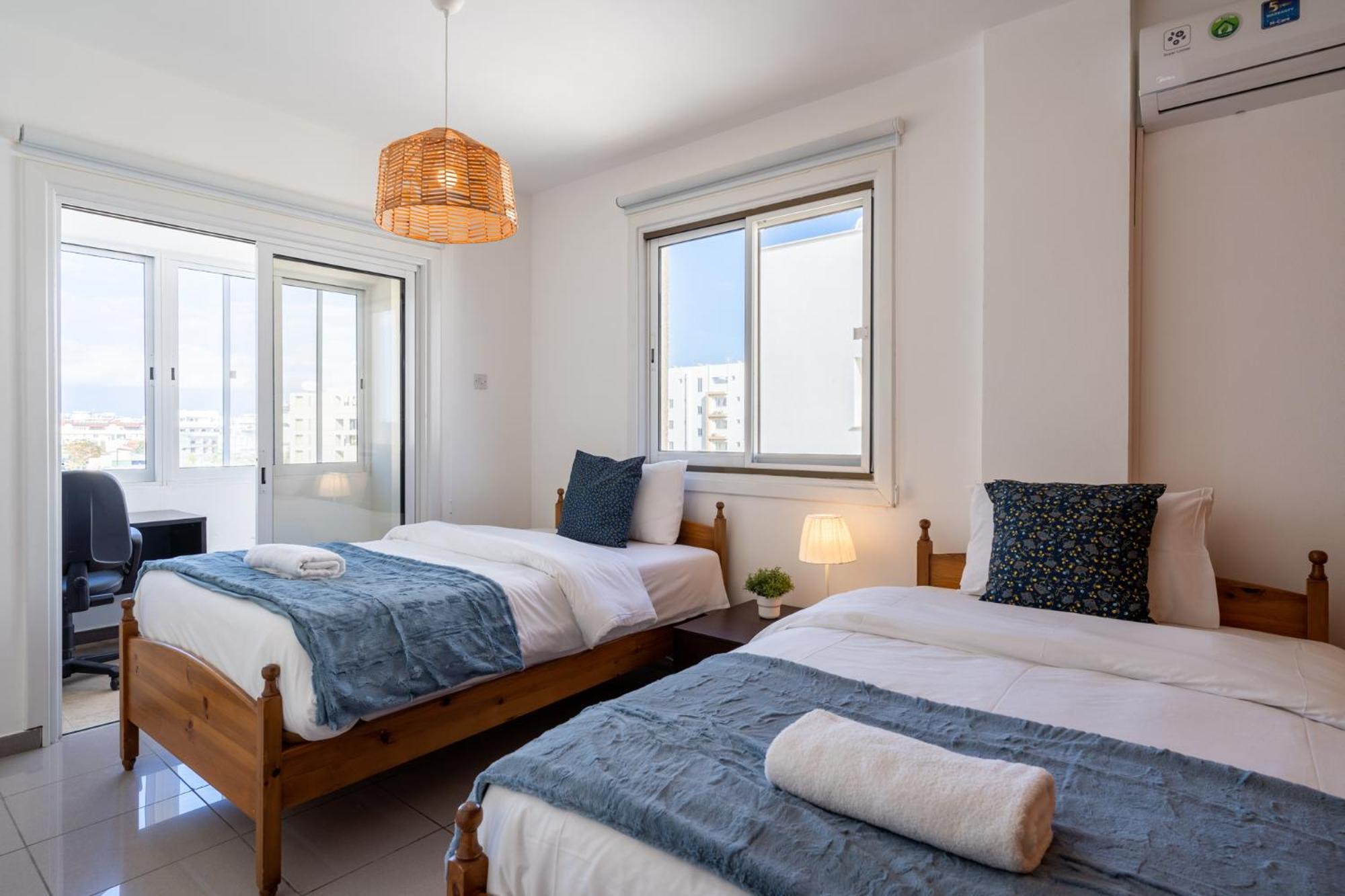 Jayde 2-Bedroom Apartment In ラルナカ エクステリア 写真