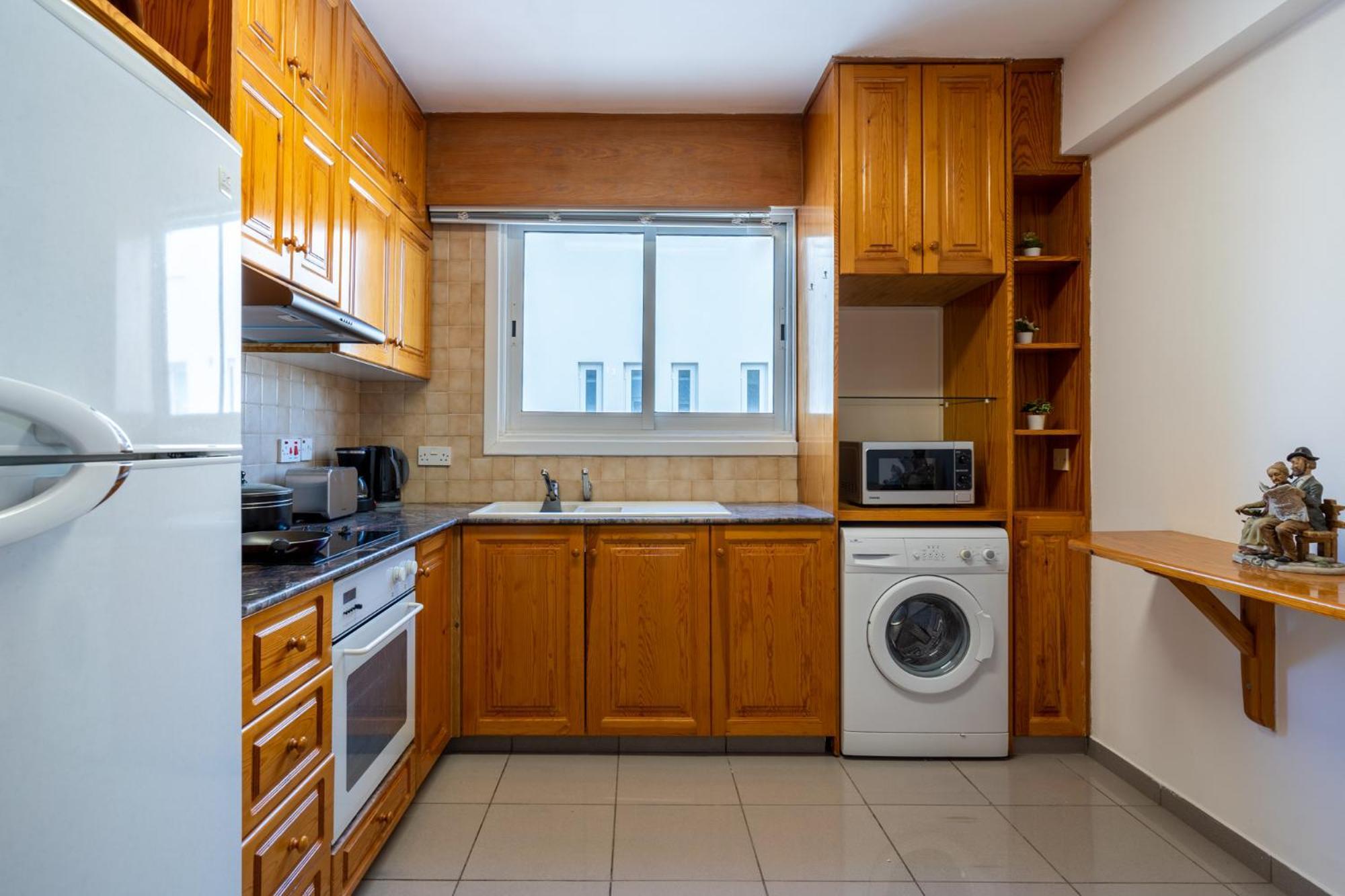 Jayde 2-Bedroom Apartment In ラルナカ エクステリア 写真